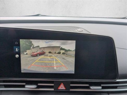 Used 2023 Hyundai Elantra SEL w/ Convenience Package FWD image 13