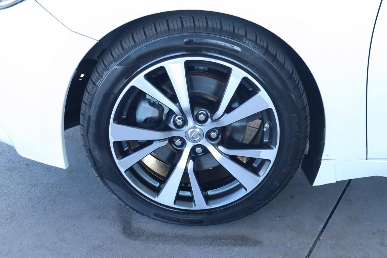 Used 2017 Nissan Maxima 3.5 SV FWD image 12