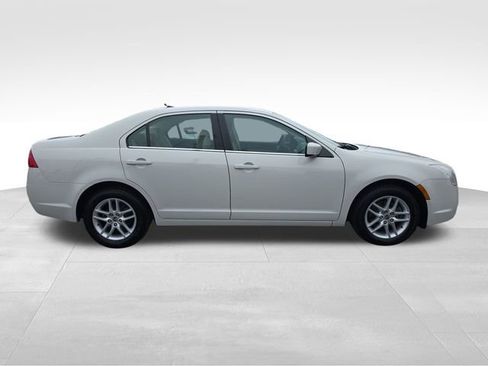 Used 2010 Mercury Milan image 8