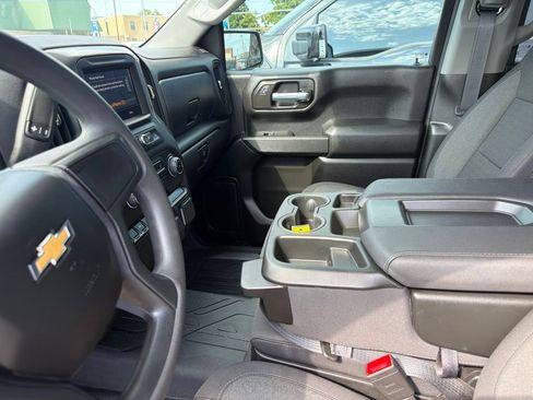 Used 2025 Chevrolet Silverado 1500 Custom w/ Turbomax Blackout Package AWD/4WD image 14
