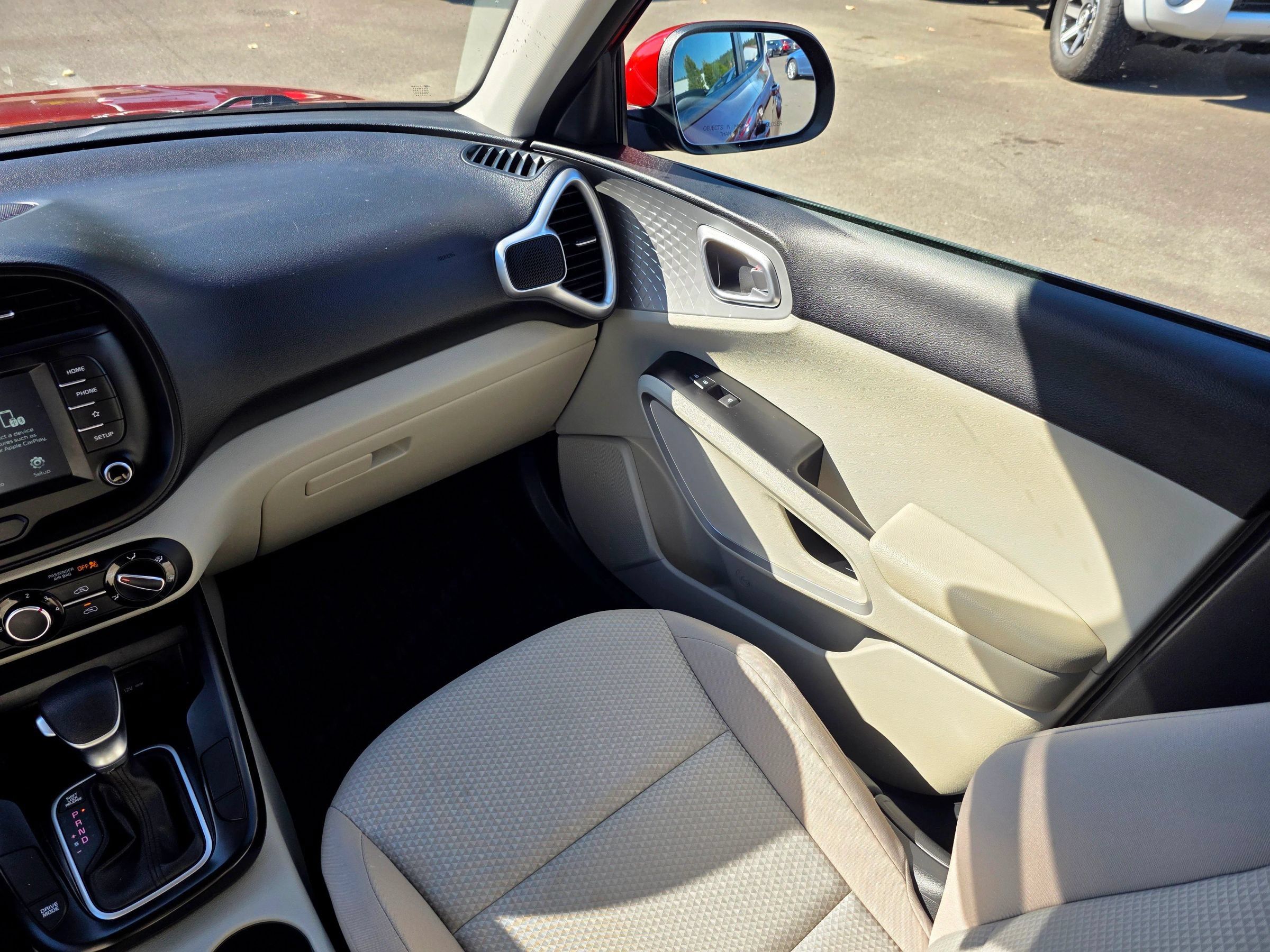 Used 2020 Kia Soul LX FWD image 38