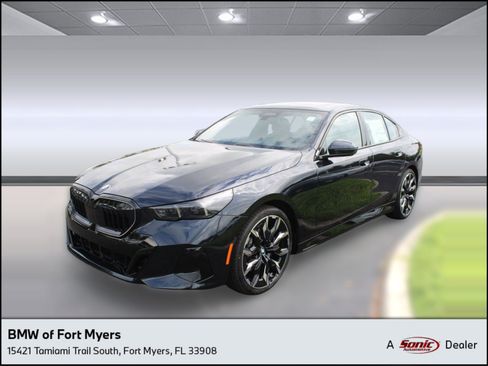 Used 2026 BMW 530i w/ M Sport Package RWD image 1