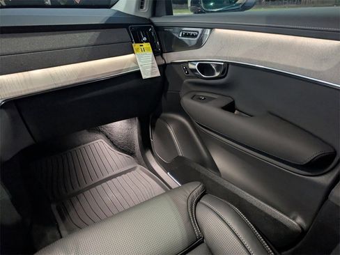 New 2026 Volvo XC90 B6 Ultra w/ Protection Package Premier image 10