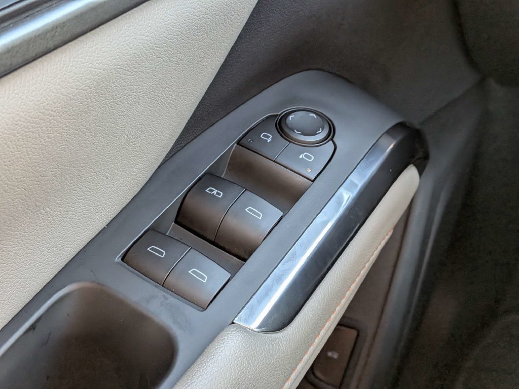 Used 2026 Chevrolet Traverse LT w/ Driver Confidence Package FWD image 20
