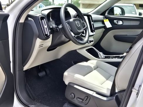 New 2026 Volvo XC40 B5 Plus w/ Protection Package Premier image 14