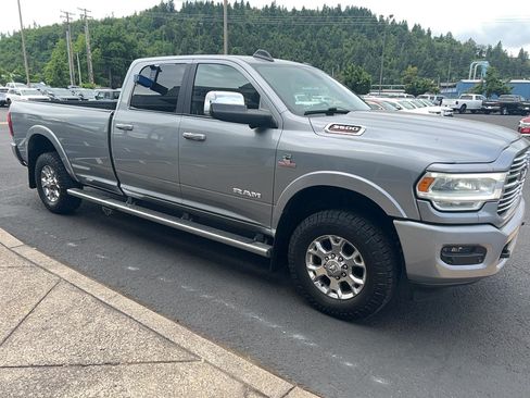 Used 2019 RAM 3500 Laramie AWD/4WD image 3