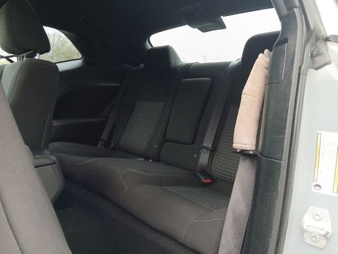 Used 2022 Dodge Challenger SXT w/ Driver Convenience Group image 28