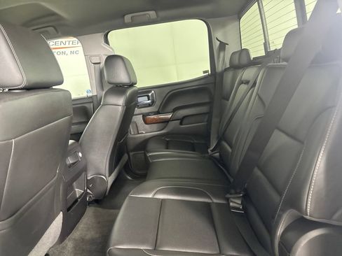 Used 2018 GMC Sierra 1500 SLT w/ SLT Premium Package AWD/4WD image 22
