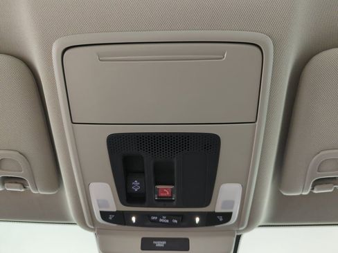 Certified 2025 Honda Accord SE image 30