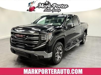 New 2025 GMC Sierra 1500 SLT w/ SLT Premium Package