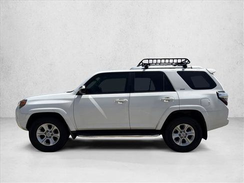 Used 2018 Toyota 4Runner SR5 RWD image 7