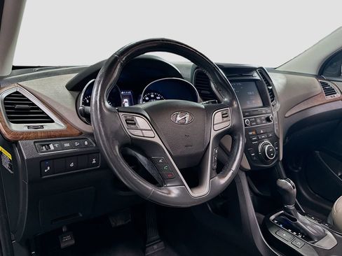 Used 2018 Hyundai Santa Fe Sport w/ 2.4L Tech Package 04 image 10