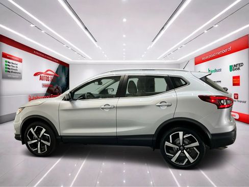 Used 2022 Nissan Rogue Sport SL w/ Premium Package AWD/4WD image 5