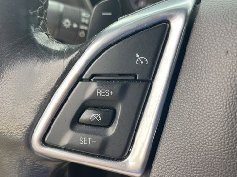 Used 2019 Chevrolet Camaro LT image 11