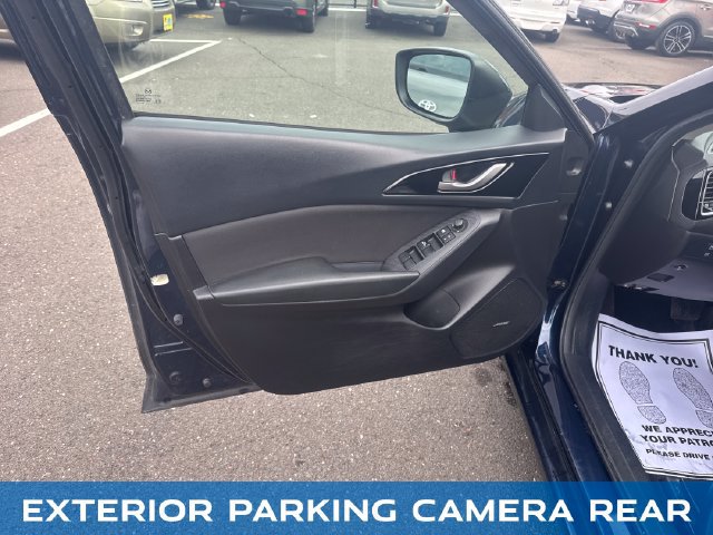 Used 2016 MAZDA MAZDA3 i Touring w/ Popular Equipment Package FWD image 11