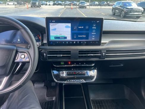 Certified 2023 Lincoln Corsair AWD w/ Equipment Group 101A image 19