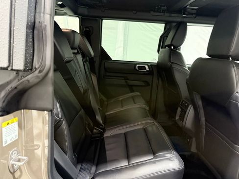 New 2025 Ford Bronco Outer Banks image 25