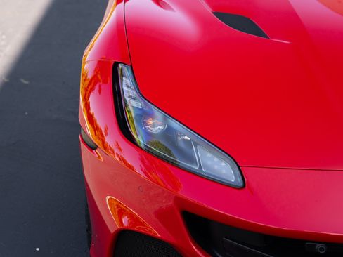 Used 2023 Ferrari Portofino M RWD image 13
