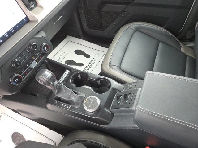 Used 2025 Ford Bronco Outer Banks AWD/4WD image 22