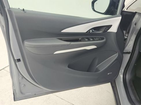 Certified 2019 Chevrolet Bolt Premier w/ Infotainment Package FWD image 23
