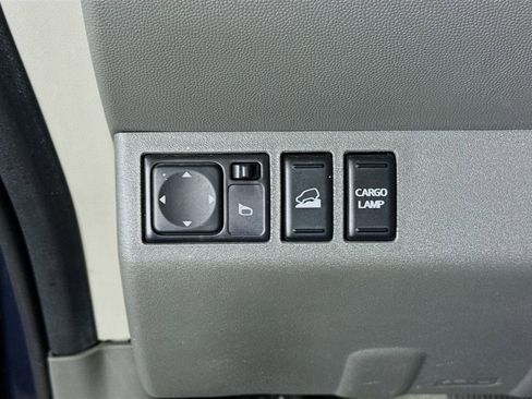 Used 2016 Nissan Frontier SV w/ SV Value Truck Package AWD/4WD image 19
