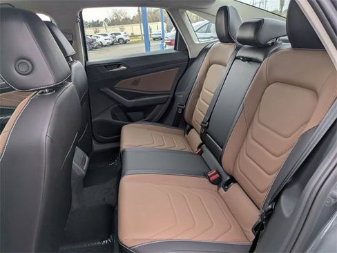 New 2026 Volkswagen Jetta SEL image 13