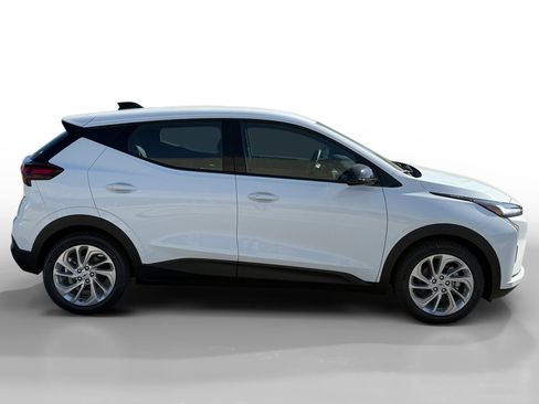 New 2027 Chevrolet Bolt LT w/ Comfort Package image 6