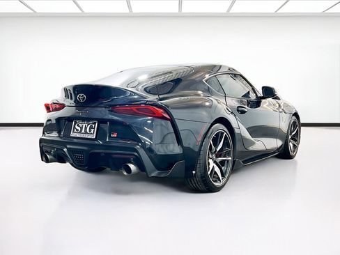 Used 2021 Toyota Supra Premium w/ Driver Assist Package RWD image 4
