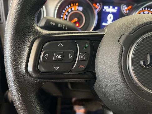 Used 2020 Jeep Wrangler Unlimited Sport AWD/4WD image 25
