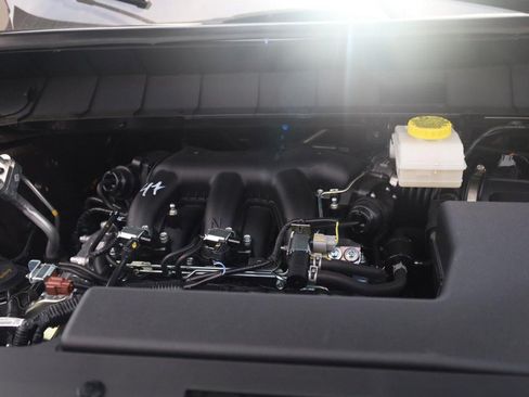 New 2026 Nissan Pathfinder Platinum AWD/4WD image 27
