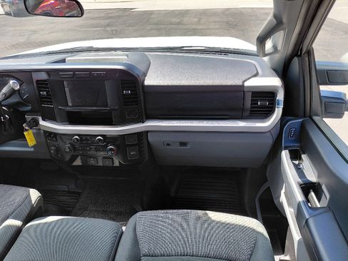 Used 2024 Ford F350 XLT w/ FX4 Off-Road Package AWD/4WD image 13