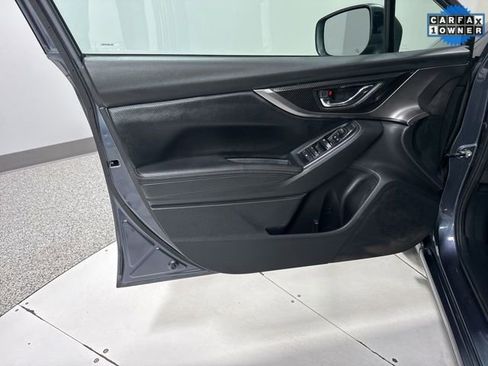 Used 2017 Subaru Impreza 2.0i Limited w/ Moonroof/BSD & Rcta/Eyesight image 12