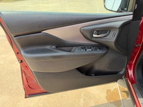 Used 2022 Nissan Murano SL FWD image 12