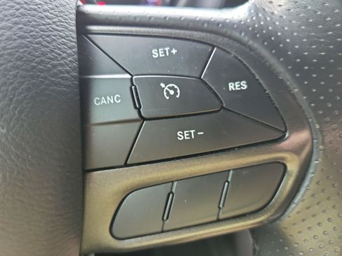 Used 2020 Dodge Challenger SXT w/ Driver Convenience Group RWD image 25