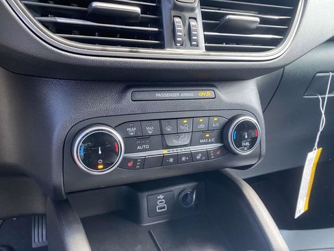 New 2025 Ford Escape Active w/ Cold Weather Package image 17