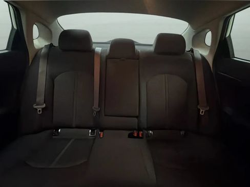 Used 2016 Kia Optima LX FWD image 18