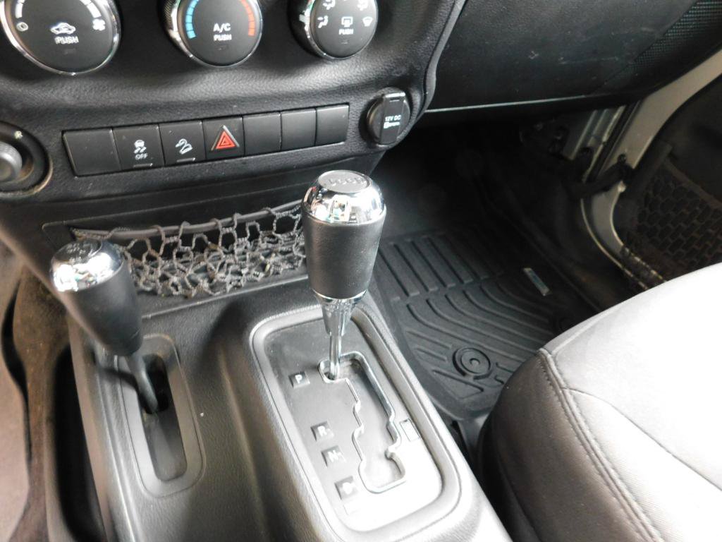 Used 2014 Jeep Wrangler Unlimited Sport w/ Quick Order Package 24S AWD/4WD image 13