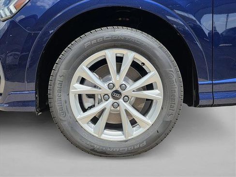 Certified 2025 Audi Q3 2.0T Premium w/ Convenience Package AWD/4WD image 7