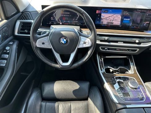 Used 2023 BMW X7 xDrive40i w/ Premium Package AWD/4WD image 17