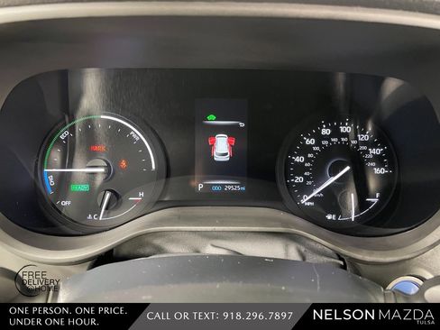 Used 2023 Toyota Sienna LE image 26