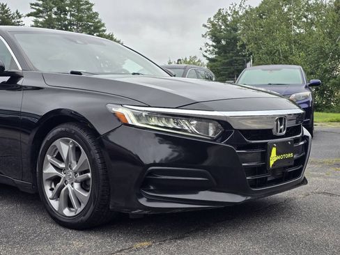 Used 2018 Honda Accord LX image 11