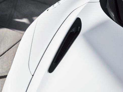 Used 2024 McLaren 750S image 8