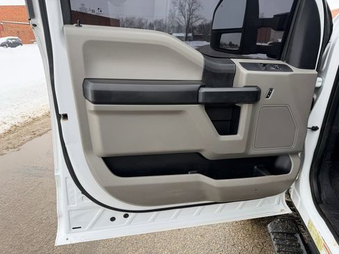 Used 2020 Ford F550 4x4 Regular Cab Super Duty image 20