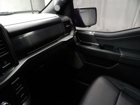 Used 2025 Ford F150 Lariat AWD/4WD image 25