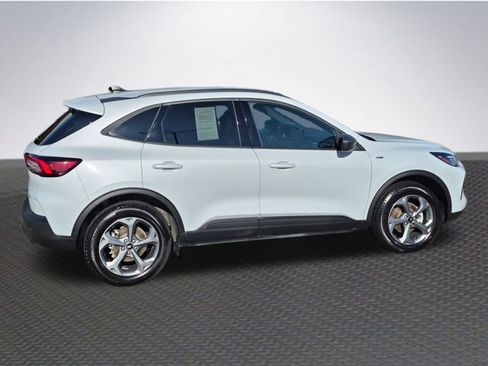 Certified 2025 Ford Escape ST-Line w/ Tech Pack #1 image 4