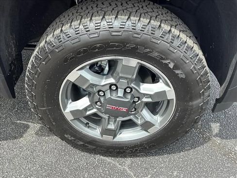 New 2026 GMC Sierra 2500 SLT w/ SLT Premium Package AWD/4WD image 14