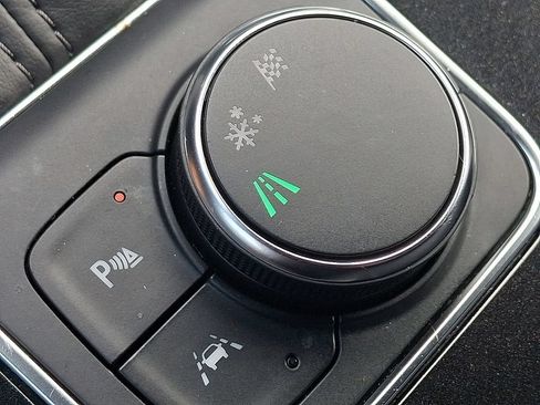 Certified 2023 Chevrolet Blazer Premier FWD image 25