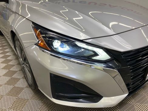 Used 2023 Nissan Altima 2.5 SL image 3