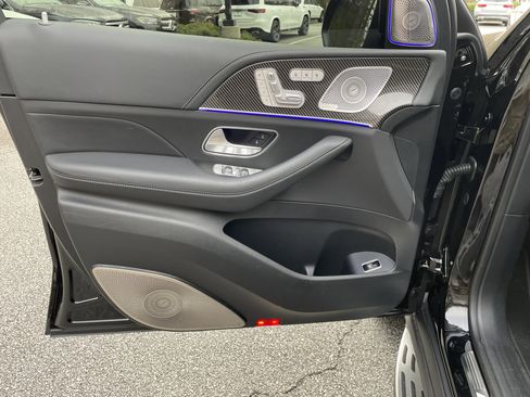 Certified 2025 Mercedes-Benz GLS 63 AMG 4MATIC image 18