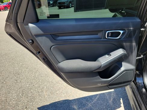 Used 2023 Honda Civic Sport image 14